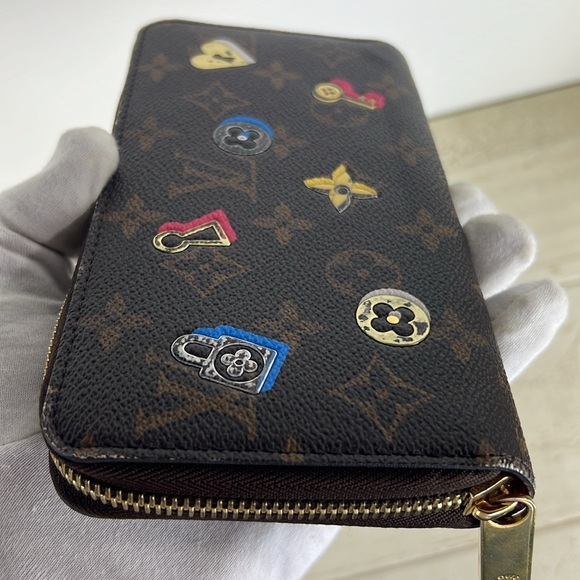 Louis Vuitton Zippy Wallet Love Lock Monogram ✅COA Included - Picture 16 of 16